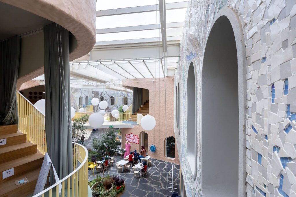 Image of Piazza inside the Redhill Early Learning Centre, South Africa