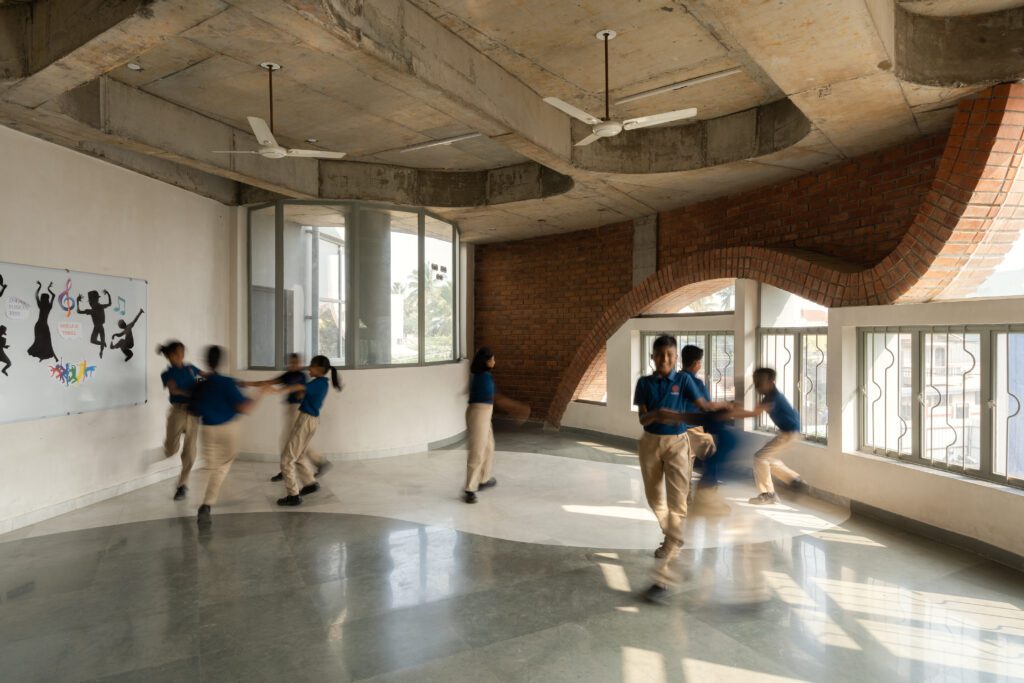 Use of Exposed Bricks alongwith Kota Stone, White Marble and Kadappa inside The Harvee School, Coimbatore.