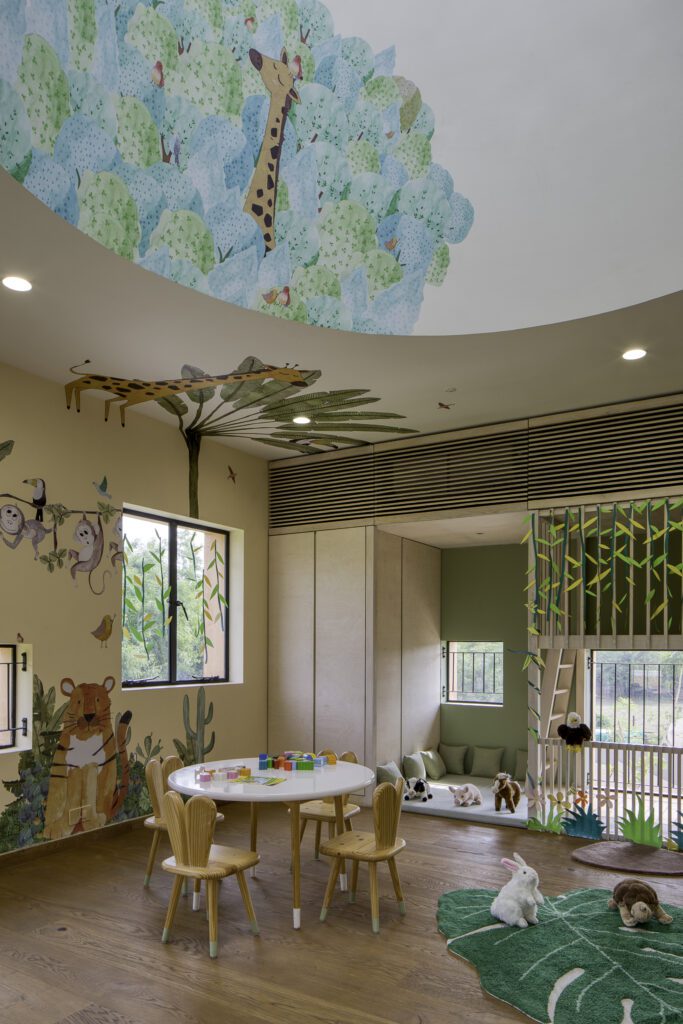 Wall Graphics by Kalakaari Haath at Toy Blocks Kindergarten, Ahmedabad