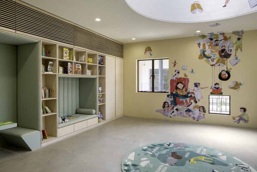 Graphics on the wall designed by Kalakaari Haath adorn the walls of Toy Blocks Playschool, Ahmedabad