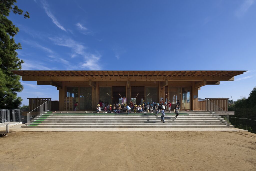 ASAHI Kindergarten design by Tezuka Architects, Japan feature don GLSN